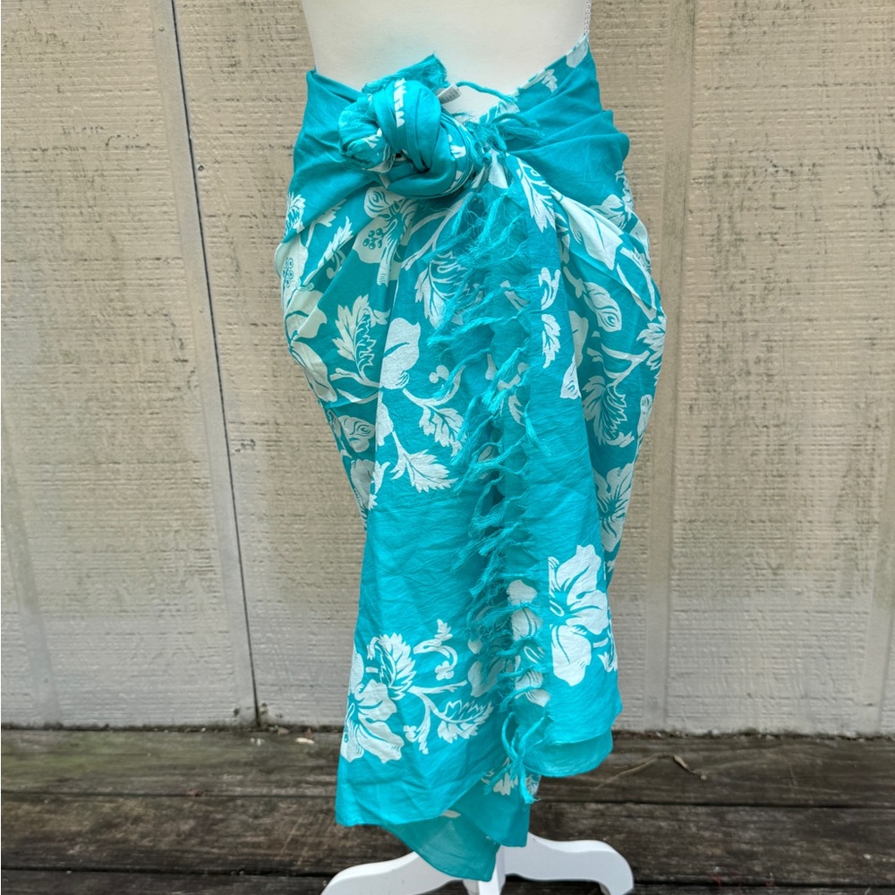 Liz Claiborne Turquoise Floral Sarong